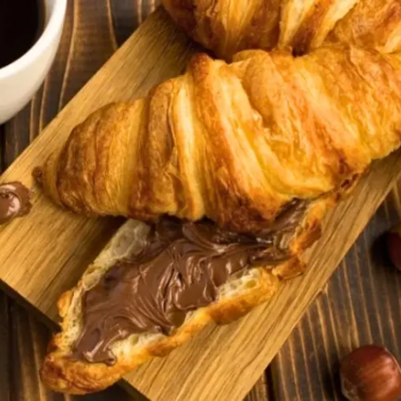 [A7] Nutella Croissant Main Image